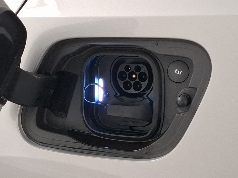 Used Volvo XC40 2023 for sale - 77352959: Photo 14