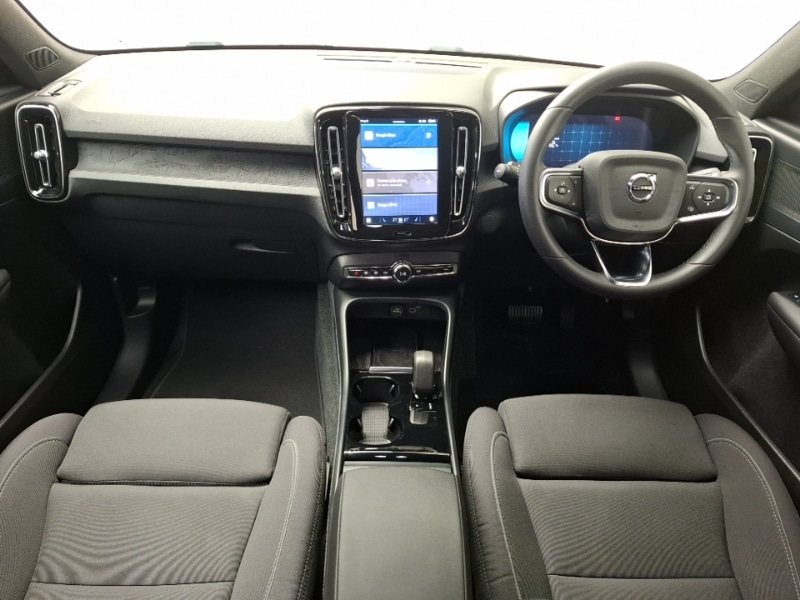 Used Volvo XC40 2023 for sale - 77352959: Photo 2