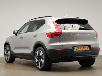 Used Volvo XC40 2023 for sale - 77352959: Photo