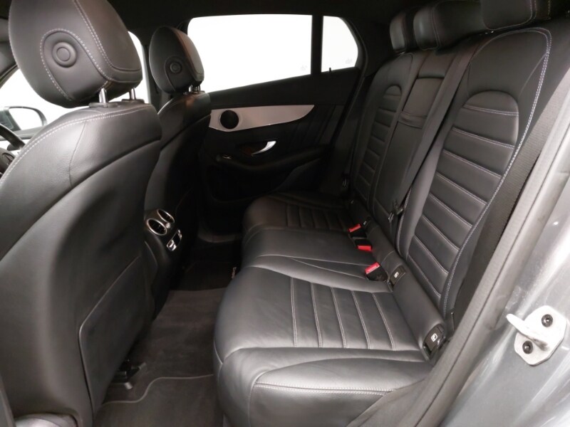 Used Mercedes-Benz GLC 2021 for sale - 76254705: Photo 6