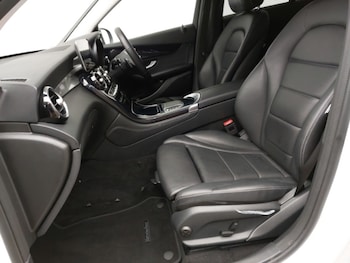 Used Mercedes-Benz GLC 2019 for sale - 77664398: Photo