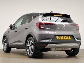 Used Renault Captur 2023 for sale - 76920314: Photo