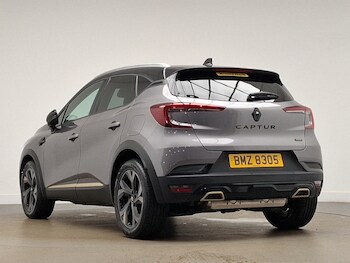 Used Renault Captur 2023 for sale - 76506972: Photo