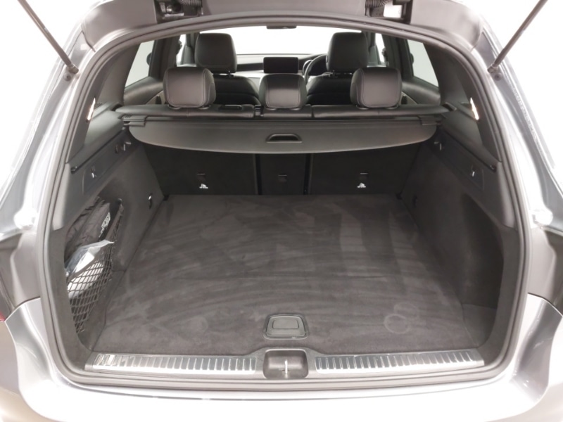 Used Mercedes-Benz GLC 2022 for sale - 76354730: Photo 8
