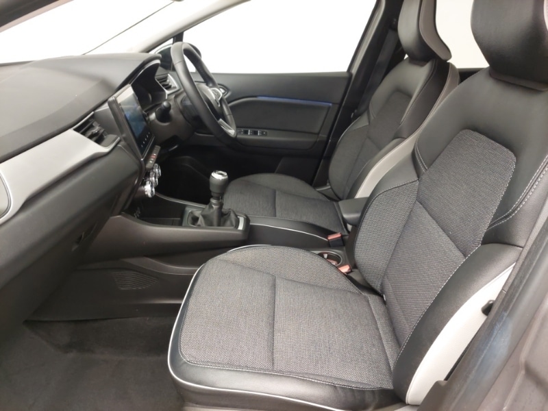 Used Renault Captur 2022 for sale - 77085640: Photo 5