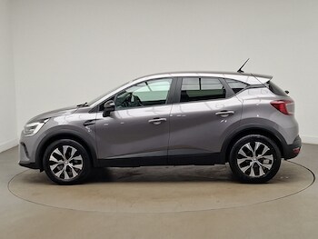 Used Renault Captur 2023 for sale - 79278508: Photo
