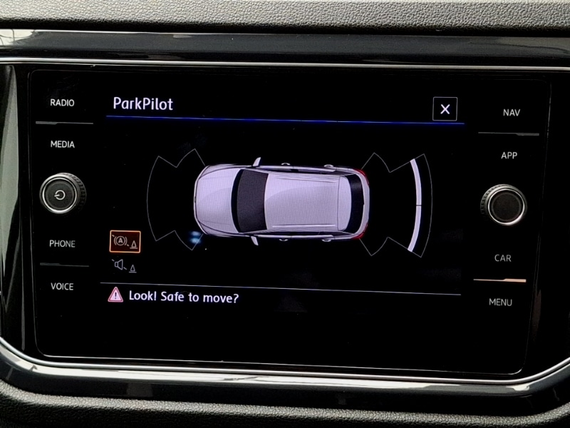 Used Volkswagen T-Roc 2018 for sale - 77126040: Photo 11