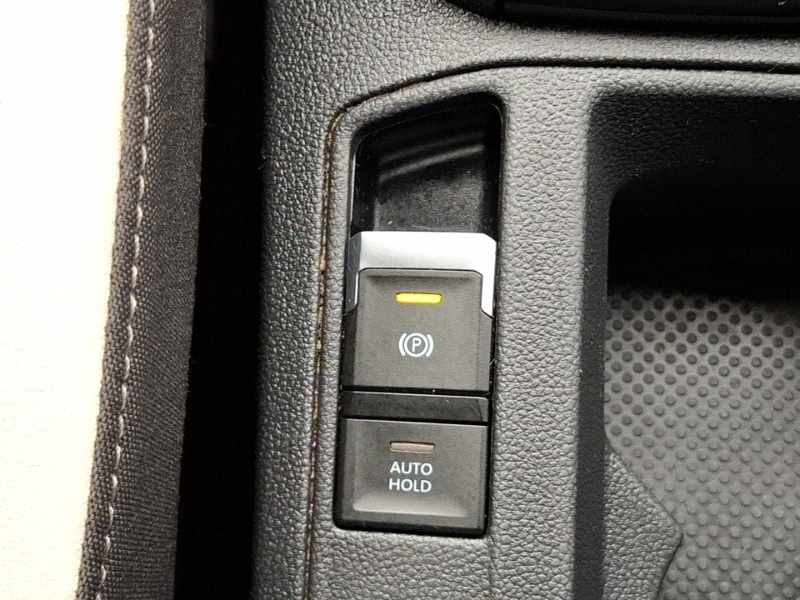 Used Volkswagen T-Roc 2018 for sale - 77126040: Photo 18