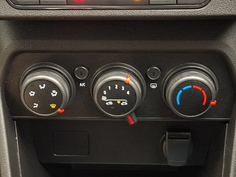 Used Dacia Sandero 2023 for sale - 77491744: Photo 16