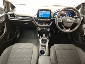 Used Ford Fiesta 2018 for sale - 76630670: Photo