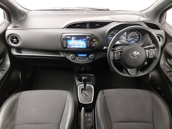 Used Toyota Yaris 2019 for sale - 78537798: Photo