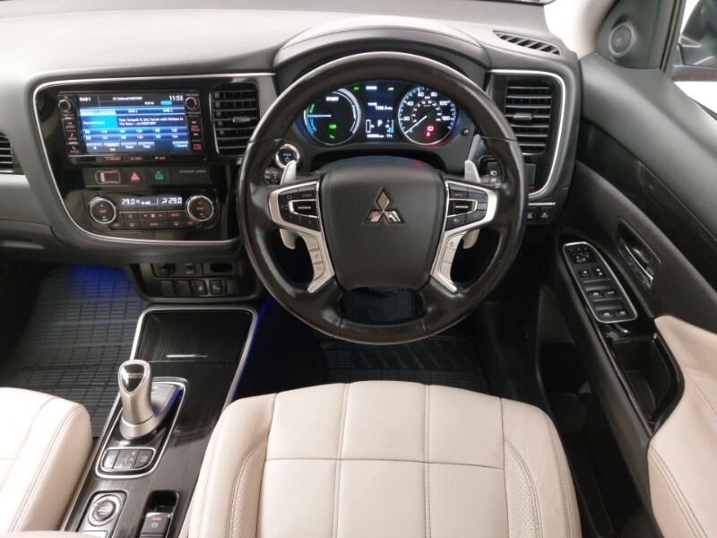 Used Mitsubishi Outlander 2017 for sale - 77518396: Photo 7