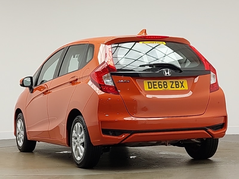 Used Honda Jazz 2018 for sale - 76493119: Photo 3