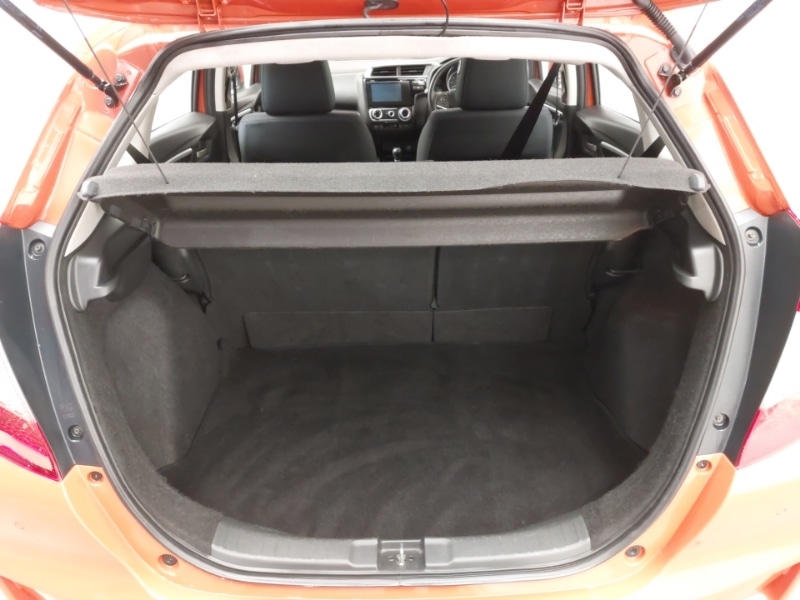 Used Honda Jazz 2018 for sale - 76493119: Photo 8