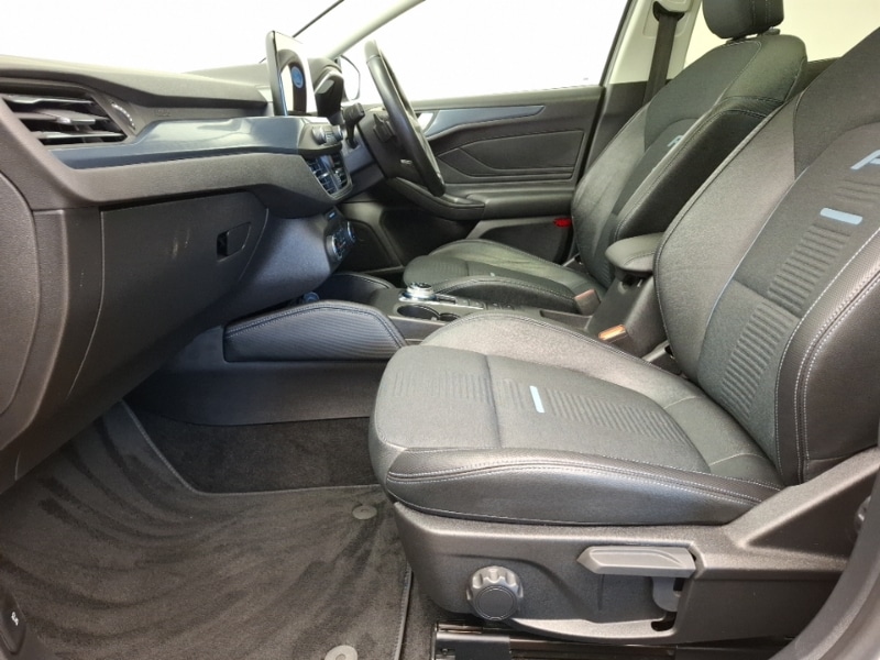 Used Ford Focus 2019 for sale - 76403721: Photo 5