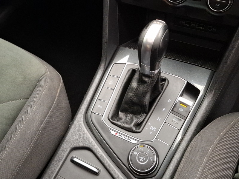 Used Volkswagen Tiguan 2018 for sale - 77818416: Photo 15