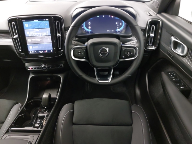 Used Volvo XC40 2025 for sale - 76713669: Photo 7