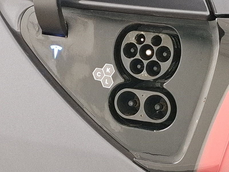 Used Tesla Model Y 2023 for sale - 76975148: Photo 18