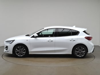 Used Ford Focus 2023 for sale - 76150506: Photo 4