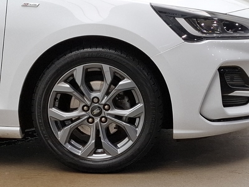 Used Ford Focus 2023 for sale - 76150506: Photo 9