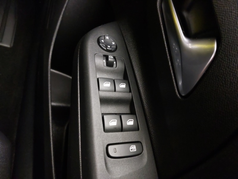 Used Vauxhall Corsa 2023 for sale - 76864447: Photo 17