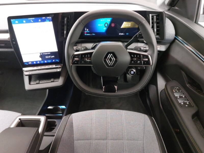 Used Renault Scenic E-Tech 2024 for sale - 76533430: Photo 7