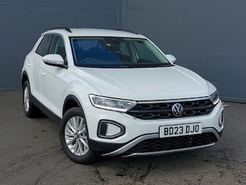 Used Volkswagen T-Roc 2023 for sale - 78567918: Photo