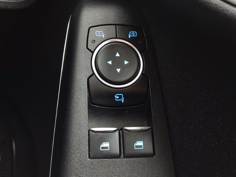 Used Ford Fiesta 2017 for sale - 76566747: Photo 17