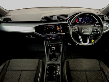 Used Audi Q3 2019 for sale - 77837879: Photo