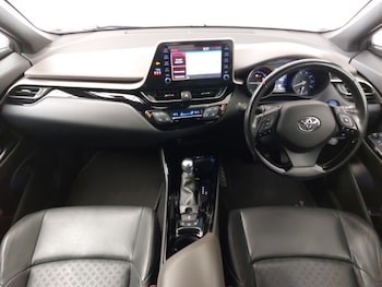 Used Toyota C-HR 2020 for sale - 78211356: Photo