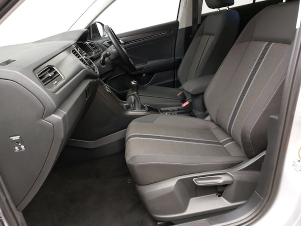 Used Volkswagen T-Roc 2019 for sale - 76226062: Photo 5