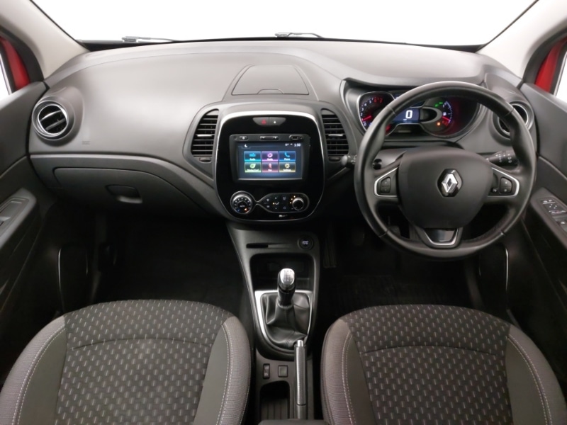 Used Renault Captur 2018 for sale - 78033331: Photo 2