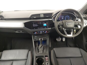 Used Audi Q3 2019 for sale - 77832745: Photo