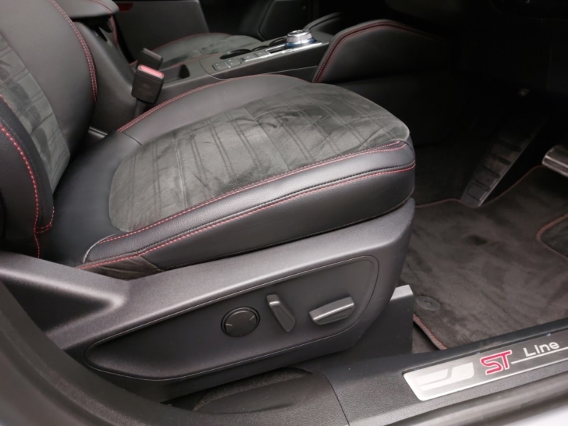 Used Ford Kuga 2022 for sale - 76343613: Photo 15