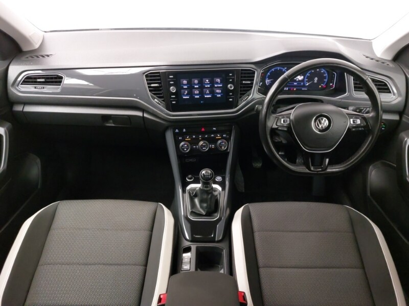 Used Volkswagen T-Roc 2018 for sale - 78179032: Photo 2