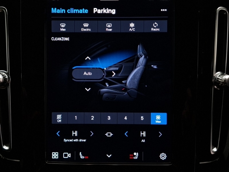 Used Volvo XC40 2024 for sale - 76465297: Photo 16