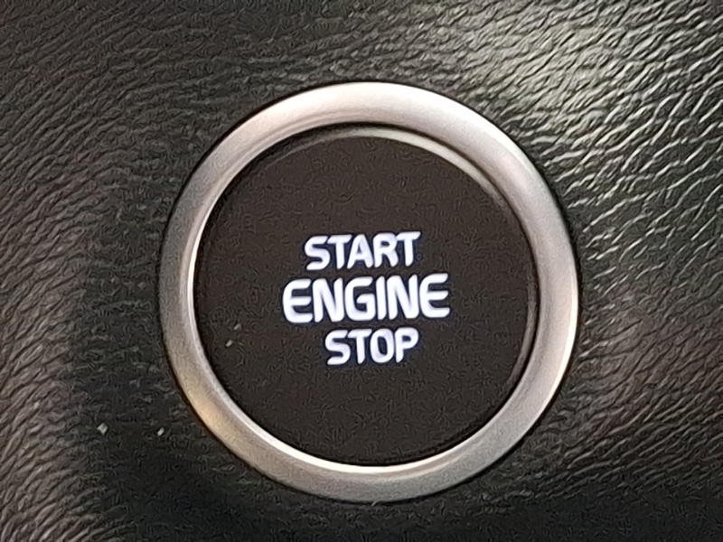 Used Volvo XC40 2024 for sale - 76465297: Photo 19