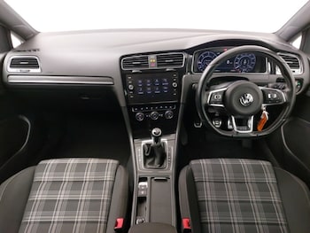 Used Volkswagen Golf 2018 for sale - 78906035: Photo