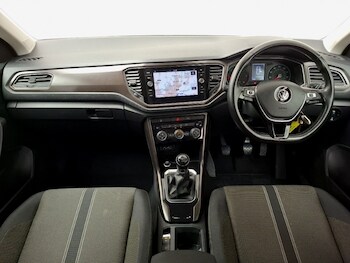 Used Volkswagen T-Roc 2019 for sale - 78099339: Photo