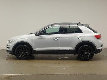 Used Volkswagen T-Roc 2021 for sale - 78791110: Photo