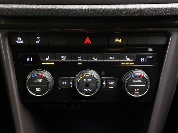 Used Volkswagen T-Roc 2020 for sale - 76071278: Photo 16