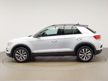 Used Volkswagen T-Roc 2019 for sale - 77214243: Photo