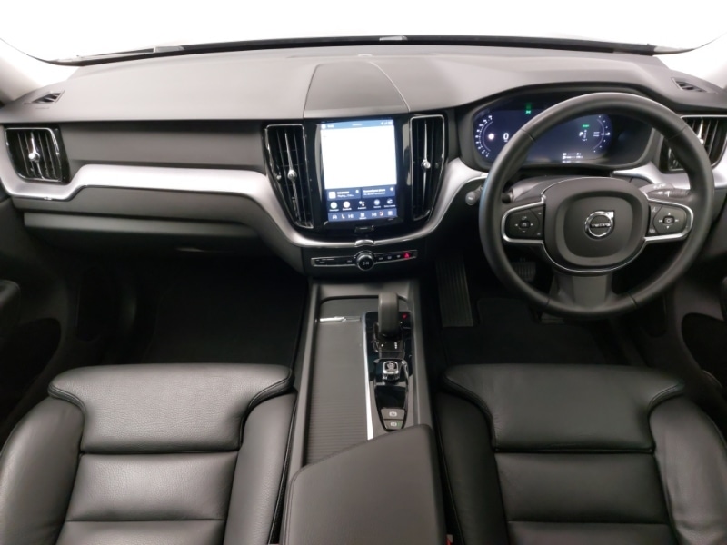 Used Volvo XC60 2021 for sale - 78147350: Photo 2