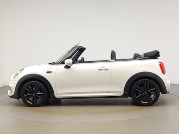 Used MINI Convertible 2019 for sale - 75562231: Photo