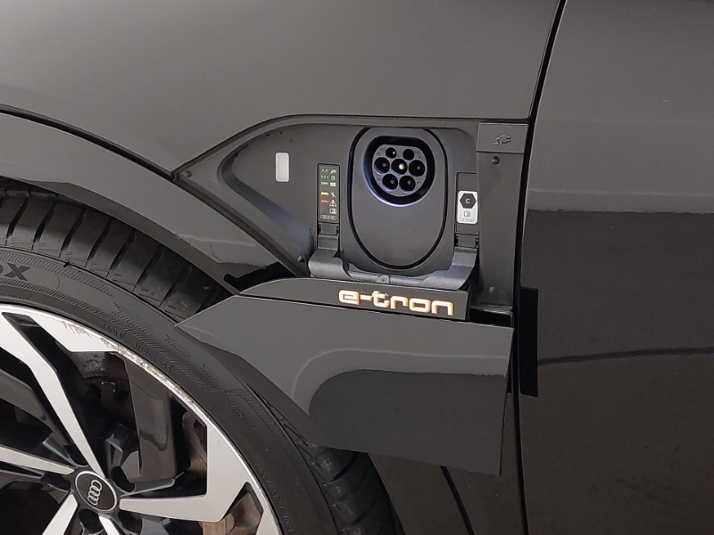 Used Audi e-tron 2021 for sale - 77716986: Photo 14