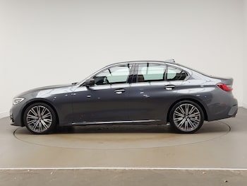 Used BMW 3 Series 2021 for sale - 77338601: Photo