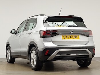 Used Volkswagen T-Cross 2024 for sale - 76911571: Photo