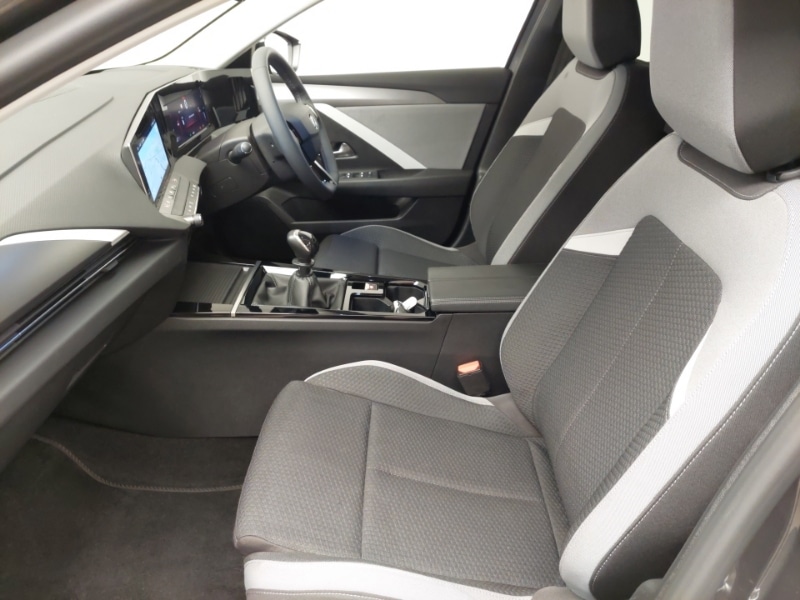 Used Vauxhall Astra 2024 for sale - 76925171: Photo 5