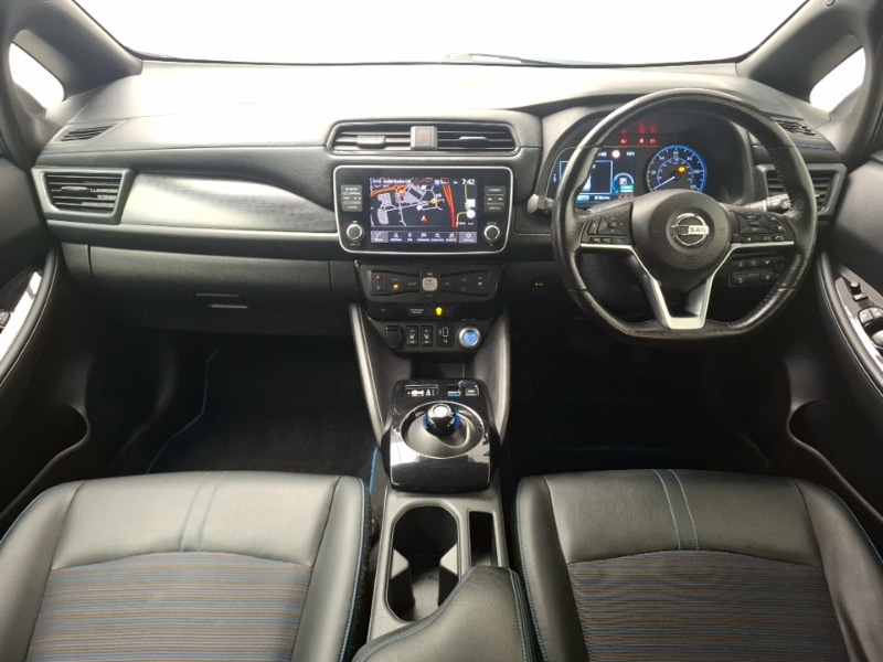 Used Nissan Leaf 2020 for sale - 78164425: Photo 2