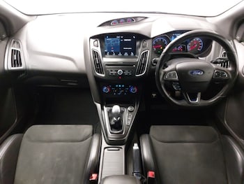 Used Ford Focus 2017 for sale - 75780432: Photo
